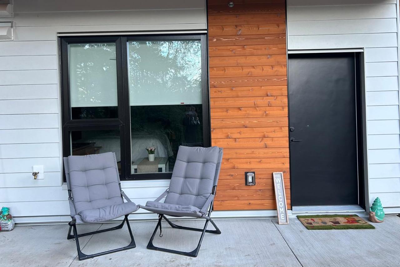 Victoria Private Studio Suite Colwood Kültér fotó